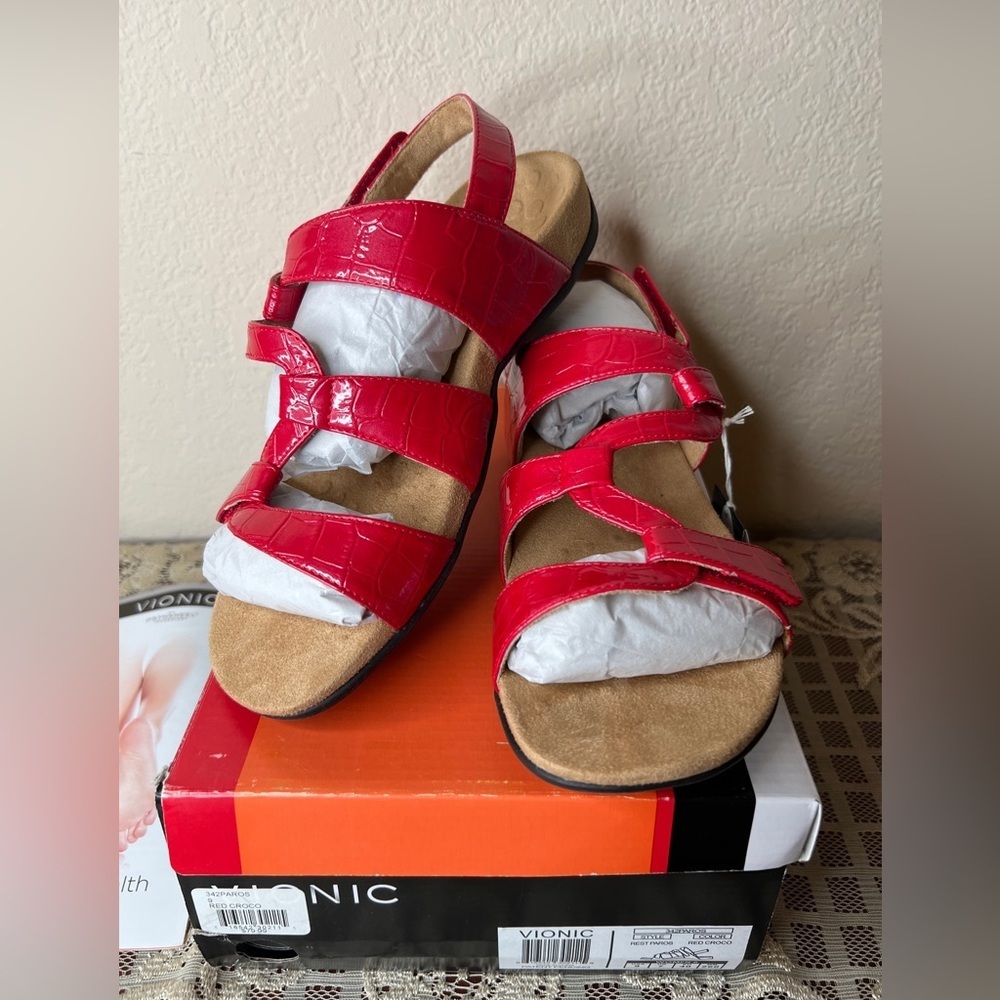 Vionic Red Strappy Comfort Sandals